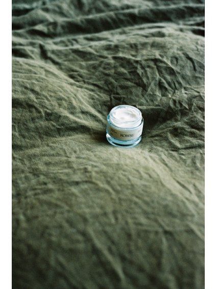 ROWSE MELATONIN SLEEPING MASK 1