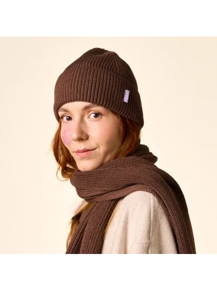 Beanie Dunkelbraun 2 3000x.png